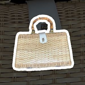 VINTAGE BASKET STYLE PURSE